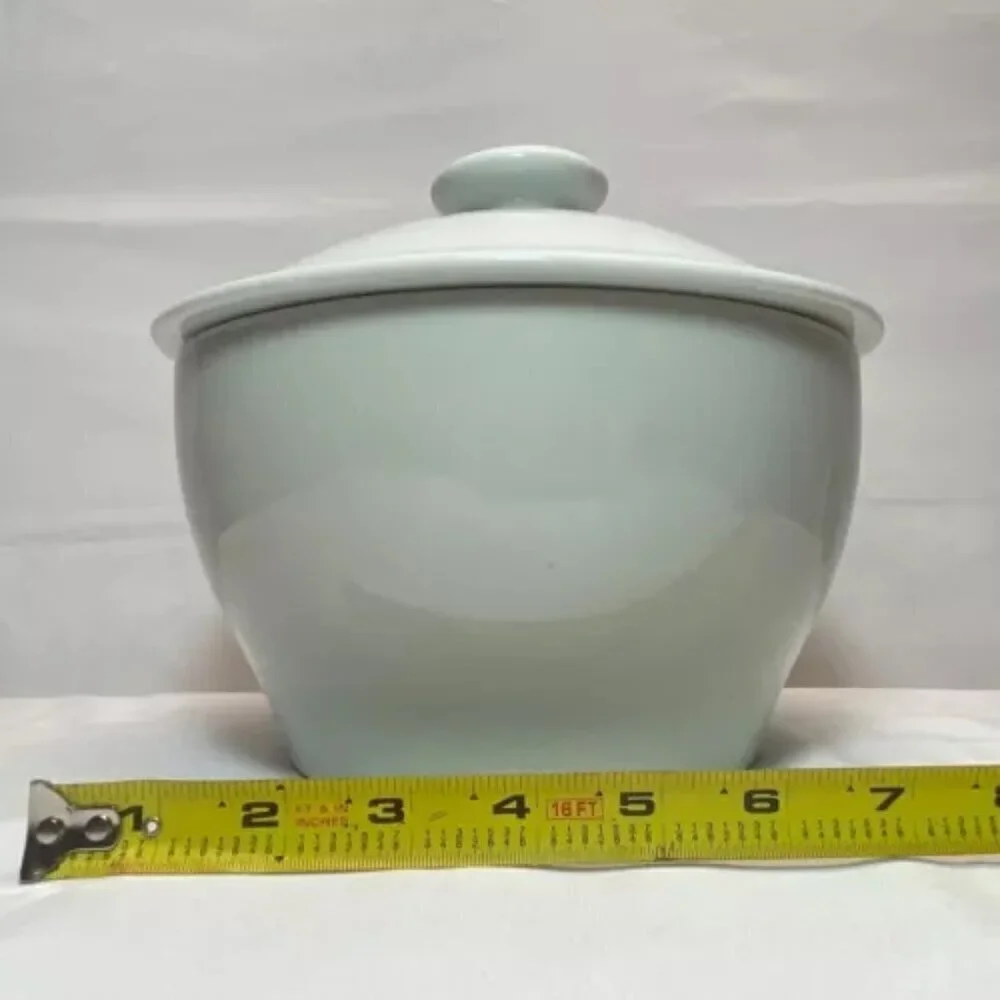 Stoneware Mixing Bowl 9”‎ Casserole Dish Handle Lid Heirloom White New